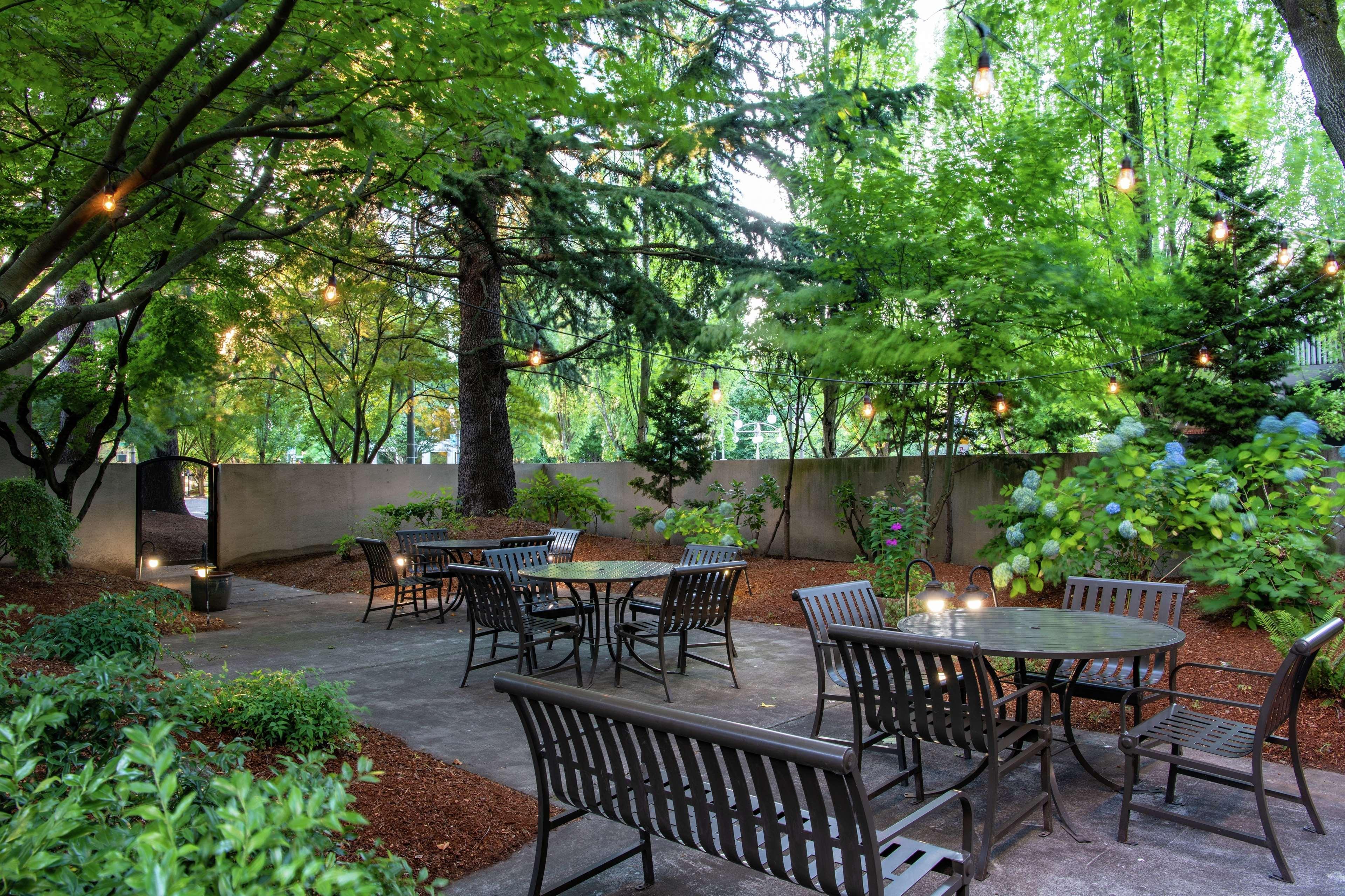 Doubletree By Hilton Portland Hotel Buitenkant foto